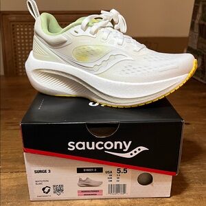Saucony Surge 3 Women's White and Yellow Sneakers
